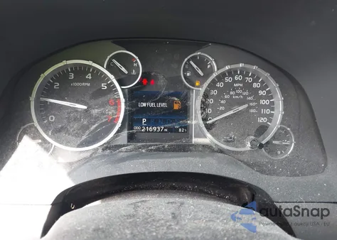 2016 Toyota Tundra Sr5 5.7L V8 z USA, uszkodzony, nr VIN 5TFUW5F17GX582371